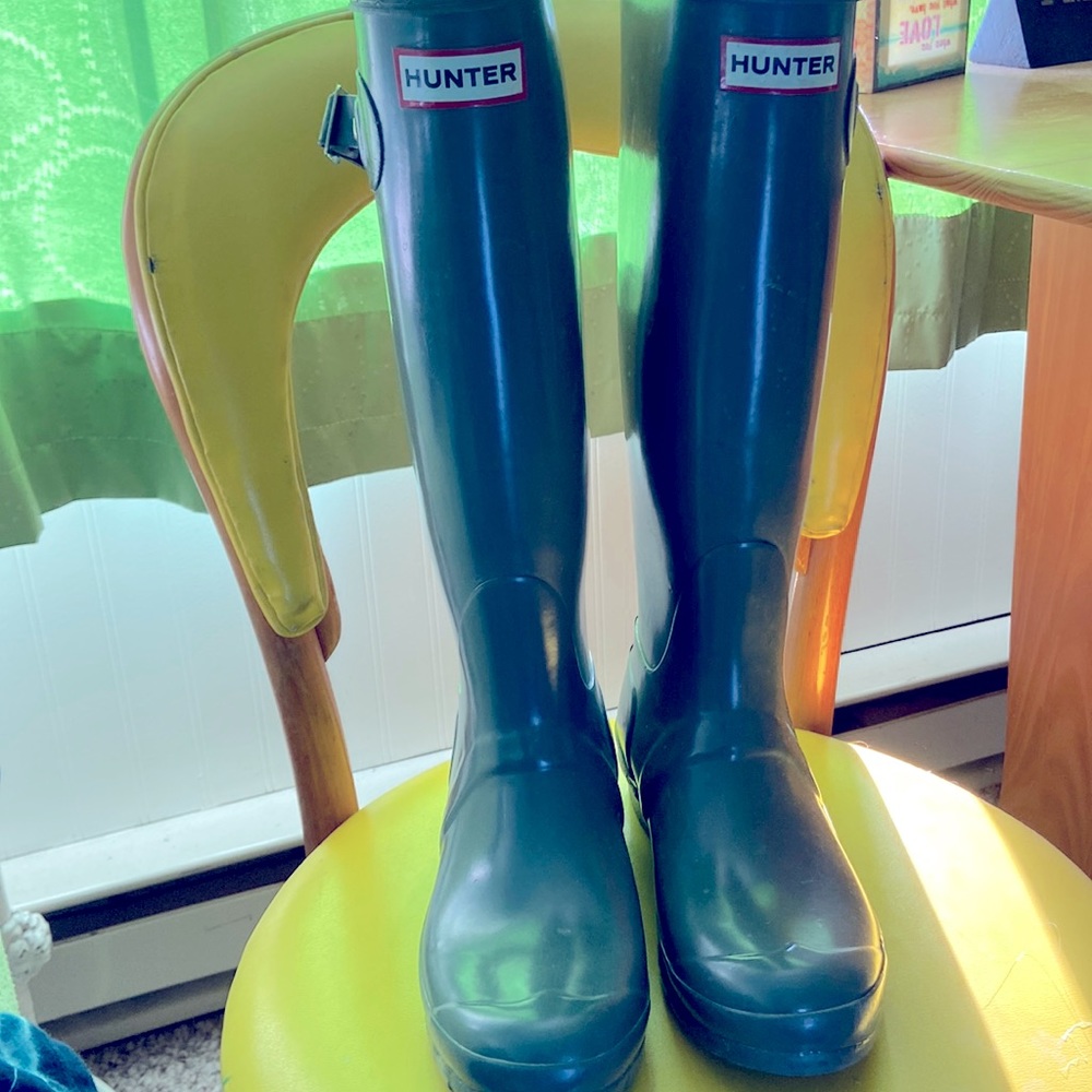 Hunter rain and winter boots. Great condition